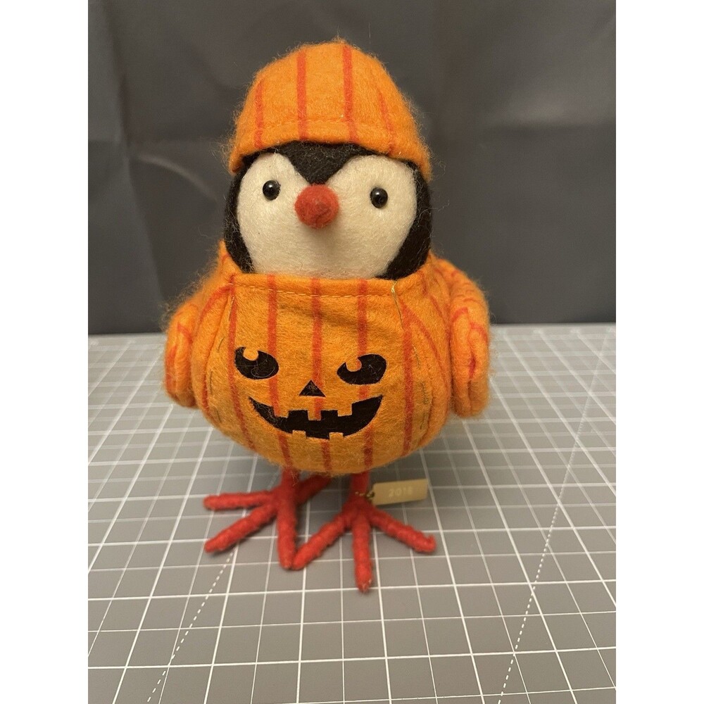 Target Spritz Hyde & Eek Bird Feathery Friend Patches 2018 Pumpkin Costume